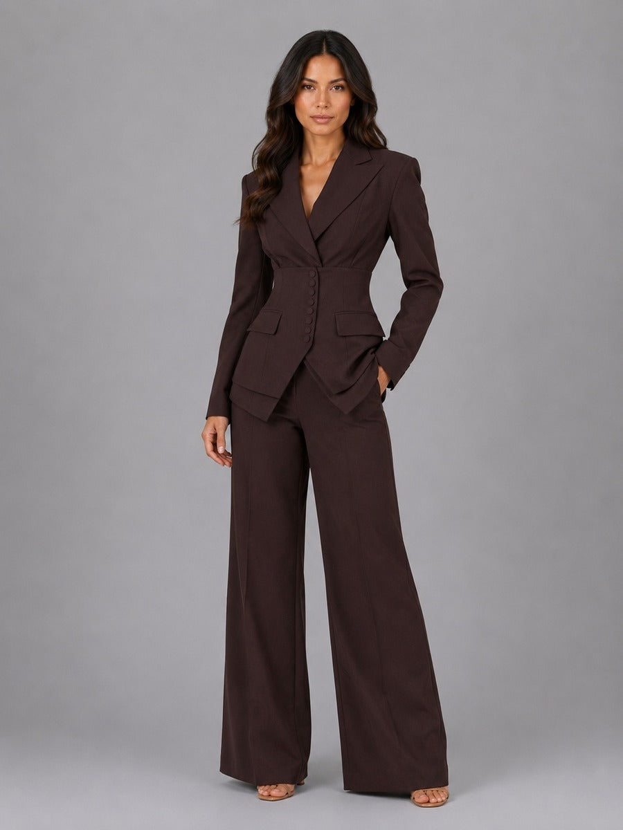 Traje Inés color café, blazer entallado y pantalón palazzo